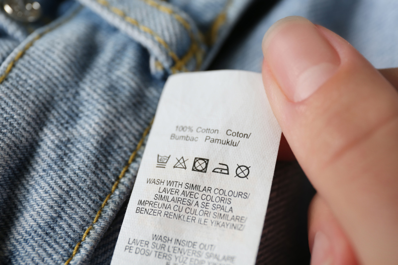 clothing label with care symbols and material content on jeans1